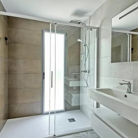 Family House With Private Pool Prázdninový dům