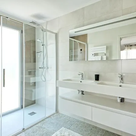 Family House With Private Pool La Baule